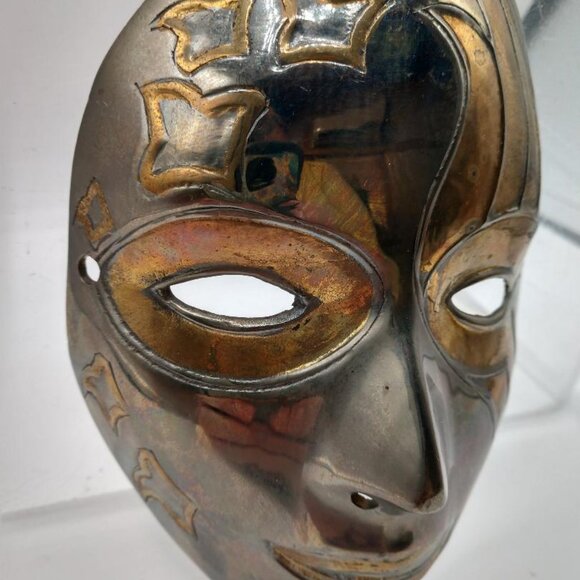 Vintage Brass Mask - Made in India - Picture 4 of 8